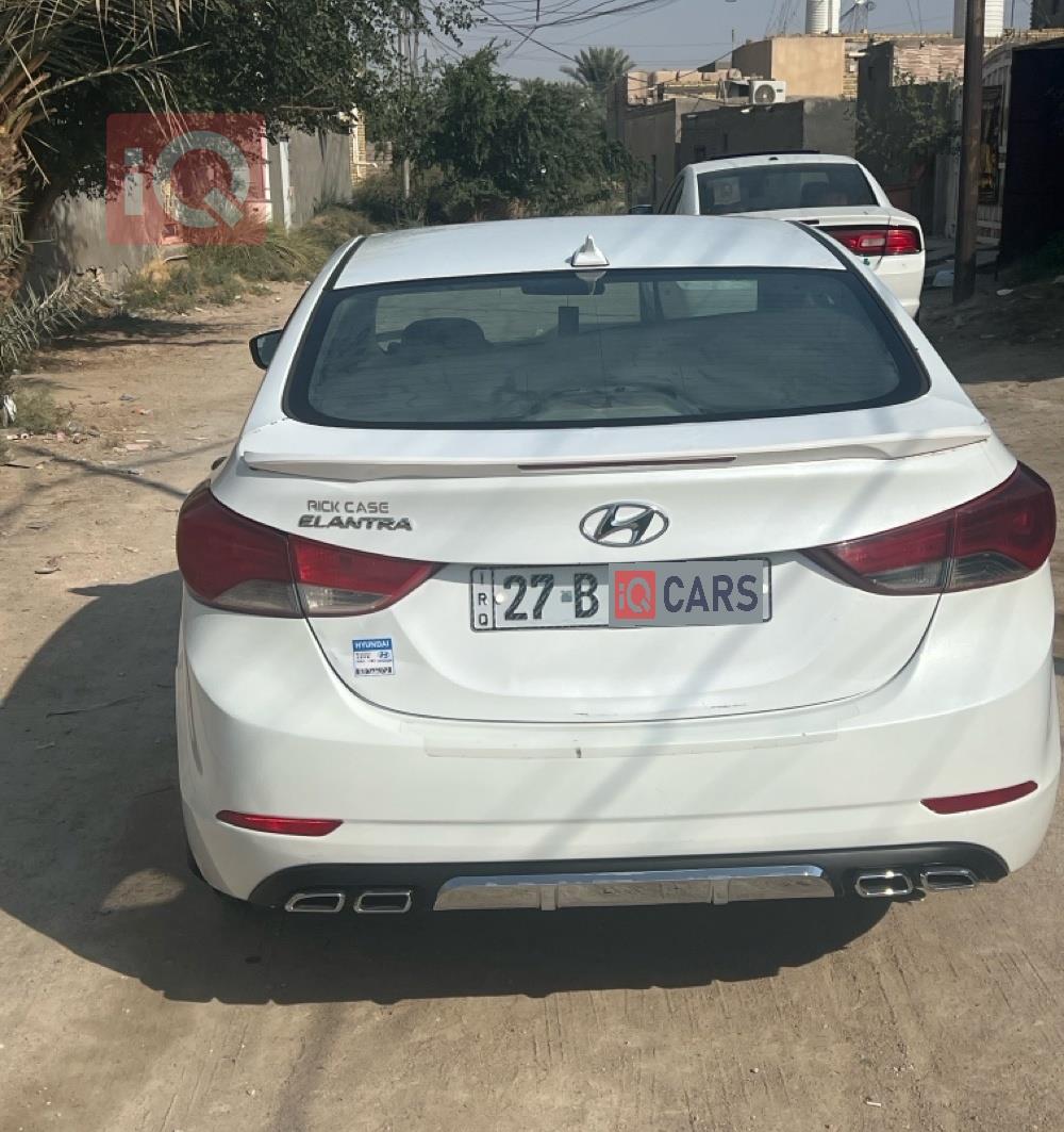 هیوندای ئەلەنترا